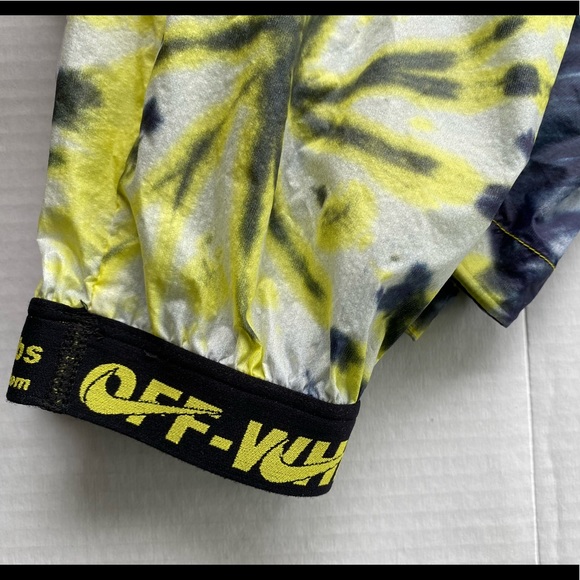 OFF-WHITE Nike Lab WMNS Tie-Dye Jacket 
Jackets - Picture 5 of 9
